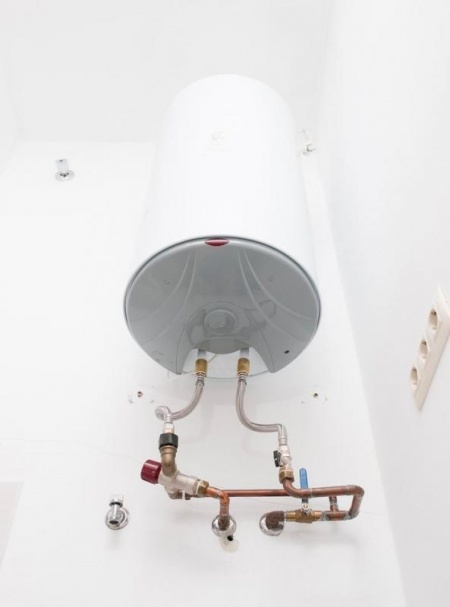 R&eacute;ussir l'installation de votre chauffe-eau en 4 &eacute;tapes essentielles